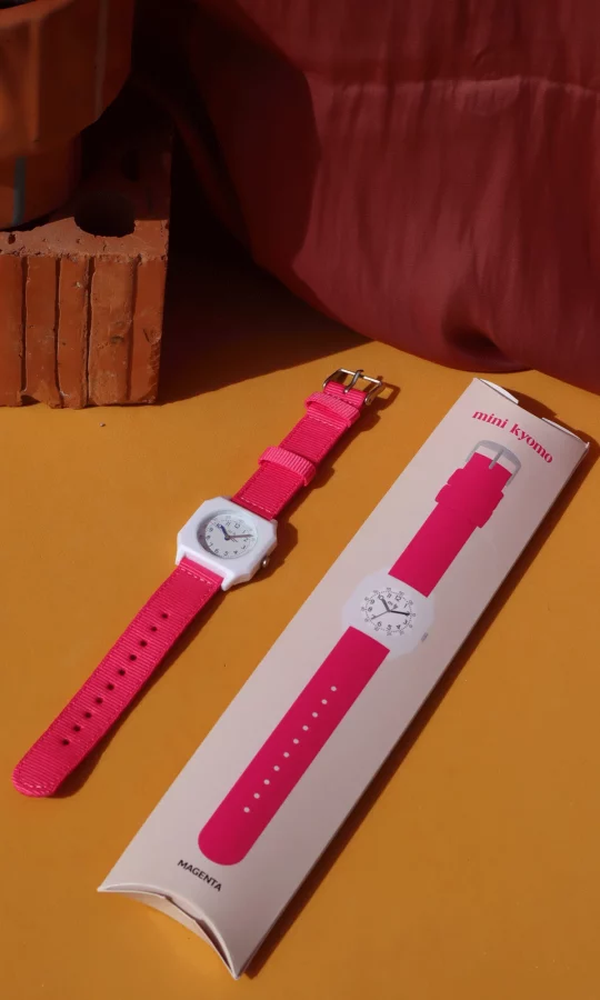 Часы наручные Magenta